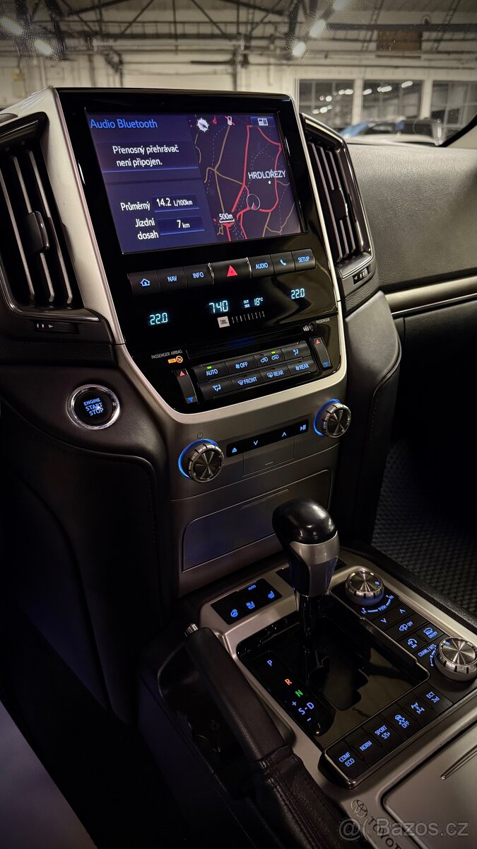 Land Cruiser 200 Diesel V8 - 6