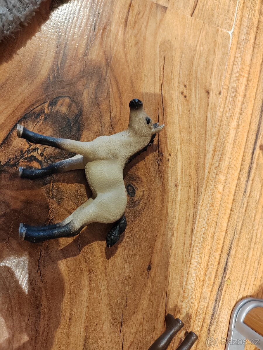 Schleich stáj - 6