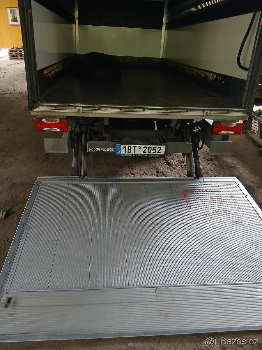 Renault Maxity - skříňová nástavba - 6