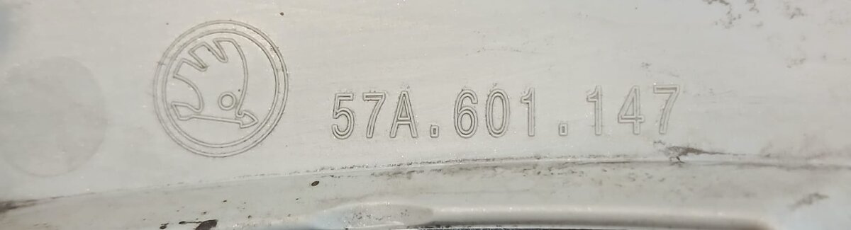 Originální poklice Škoda 16" - 6