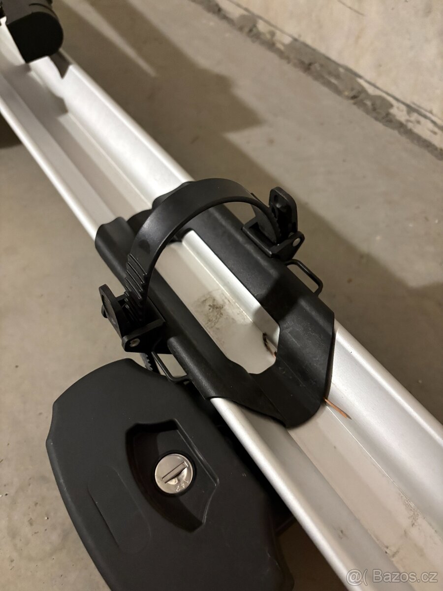 Prodám střešní nosič kol HAKR SPEED ALU - 6