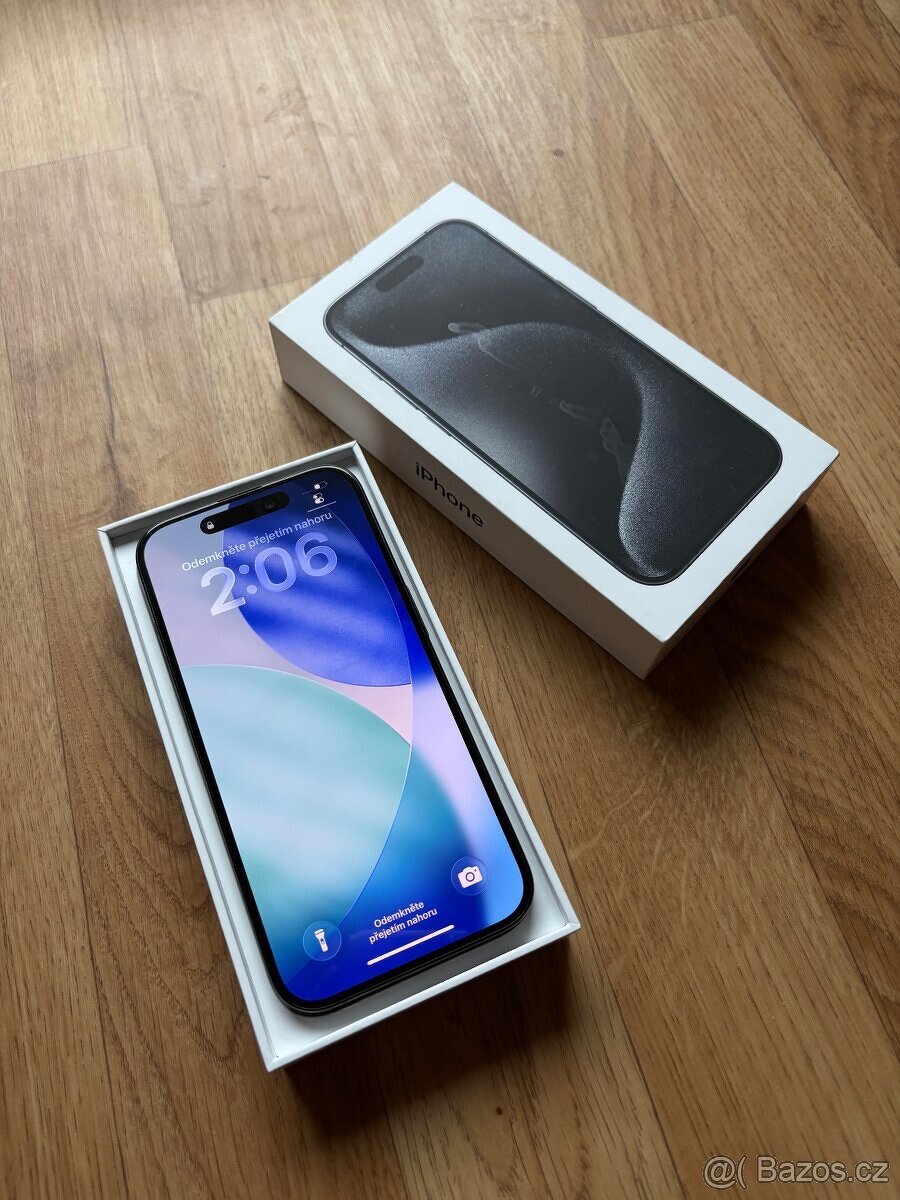 Apple iPhone 15 Pro 128GB černý - 6