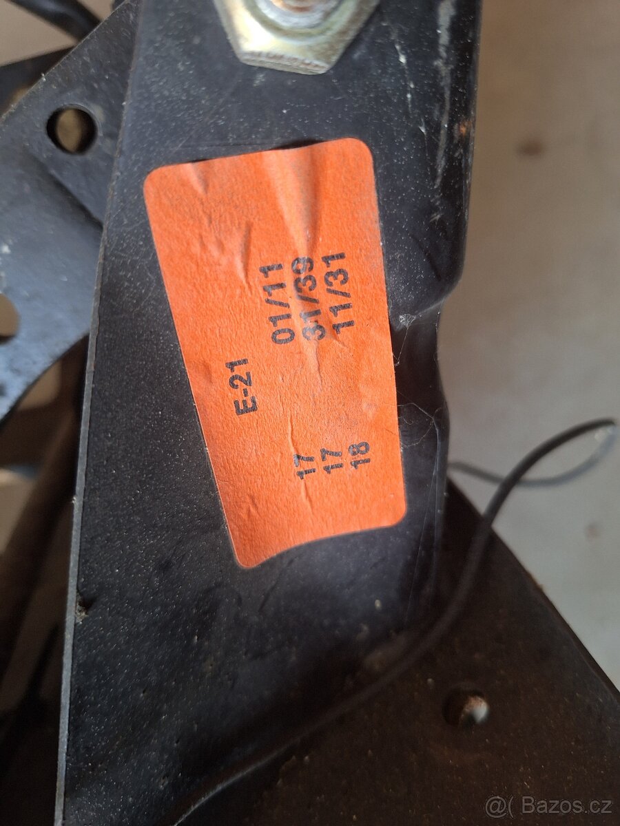 Bmw e21 sloupek rizeni s pedaly a s packama - 6