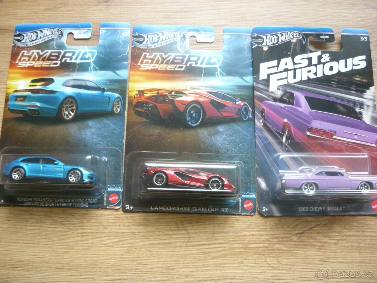 AUTÍČKA HOT WHEELS - 6