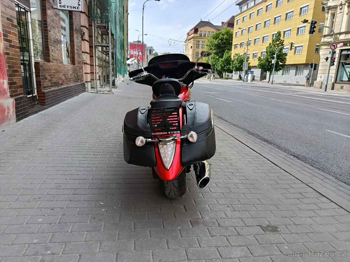 Yamaha XV 1900 Stratoliner - 6