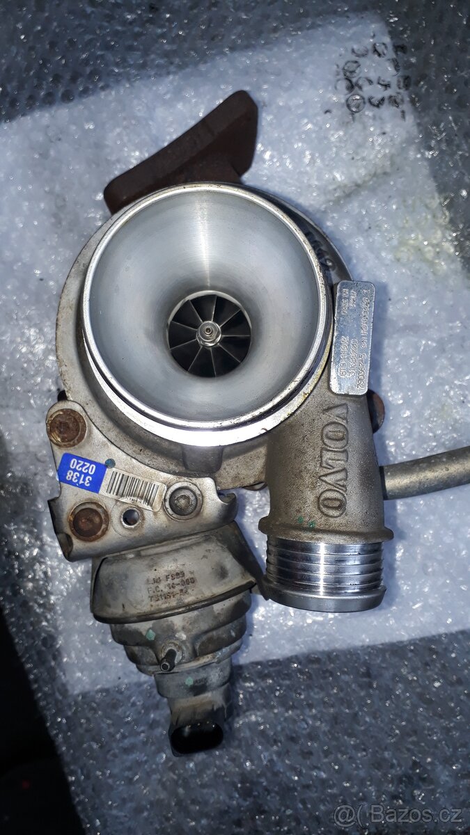 Volvo V40 D3 2.0 110 kw R.v. 2015 124000km - 6