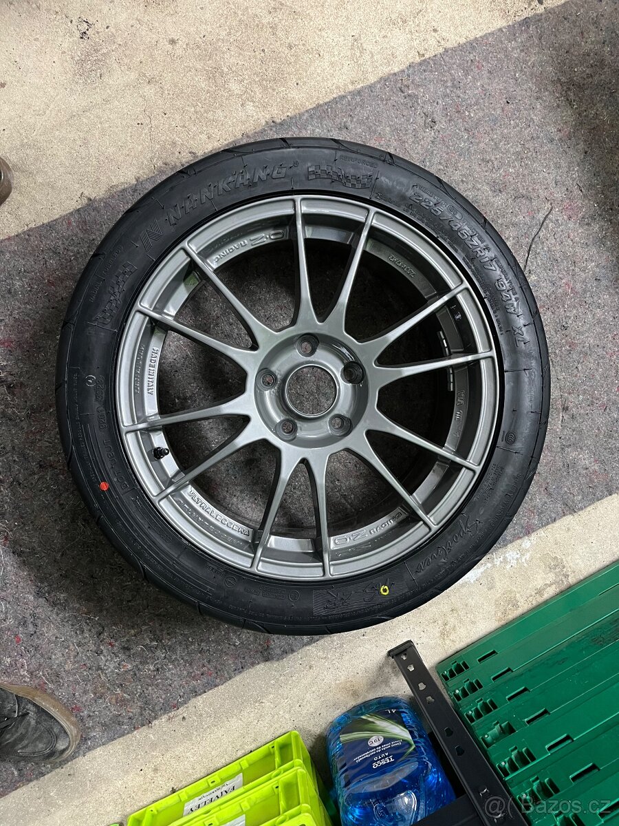 5x112 7,5jx17 o.z racing ultraleggera - 6