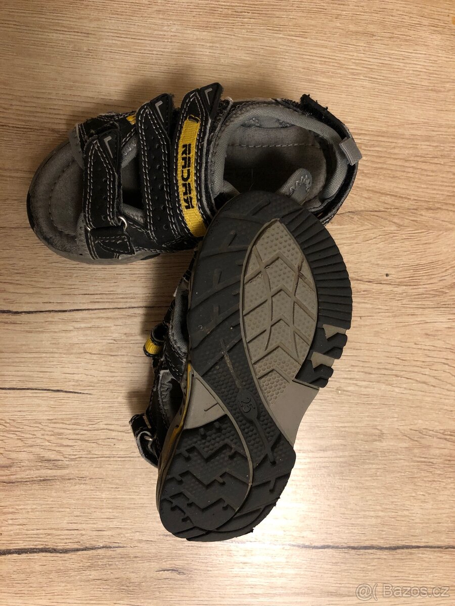 Pantofle 24 sandály 25 ponožky 23-26,NIKE botasky - 6