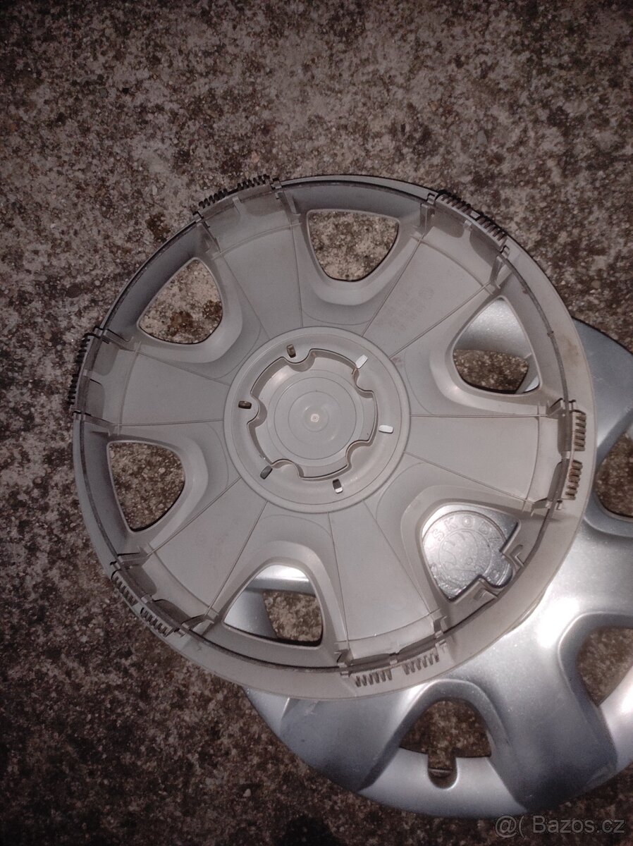 Sada 4 kusů poklic Škoda (15") - 6