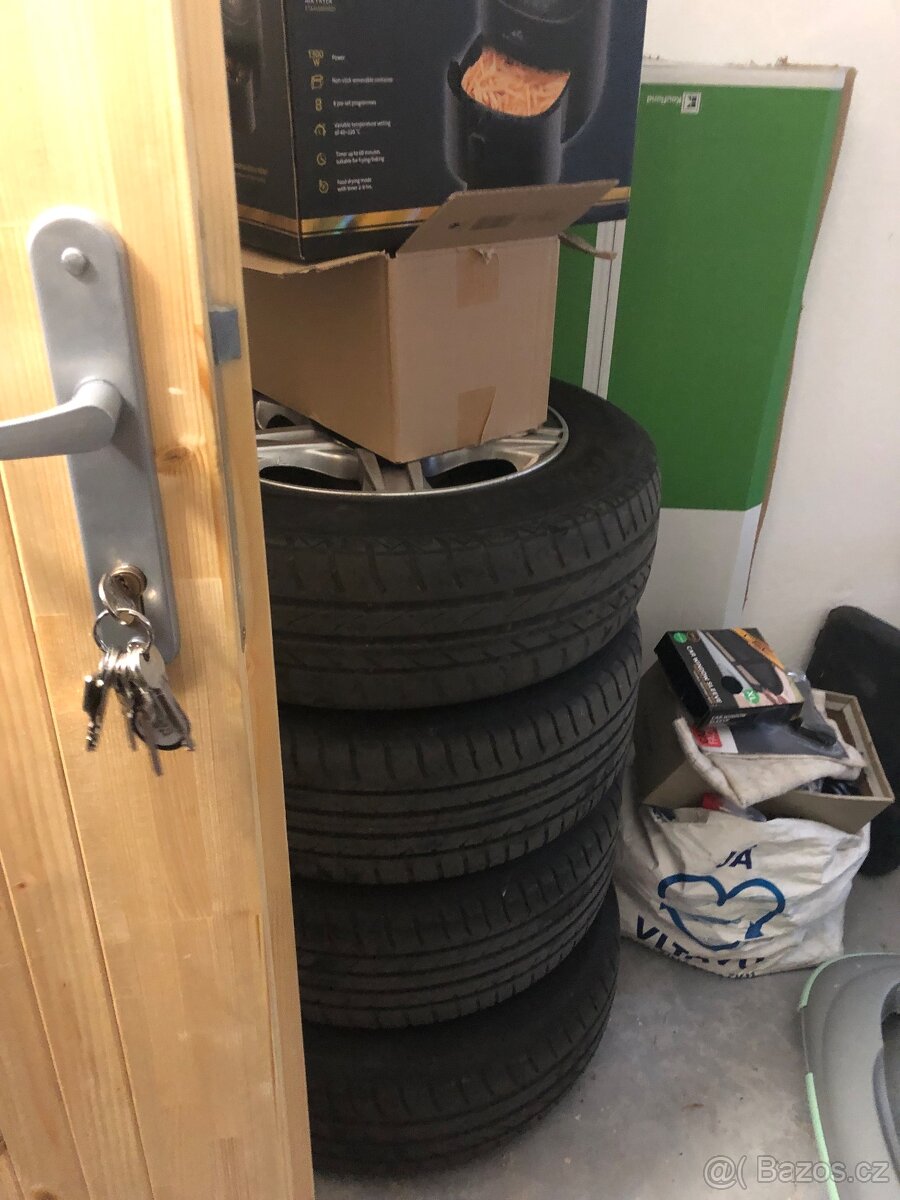 Prodám věci k autu - 6