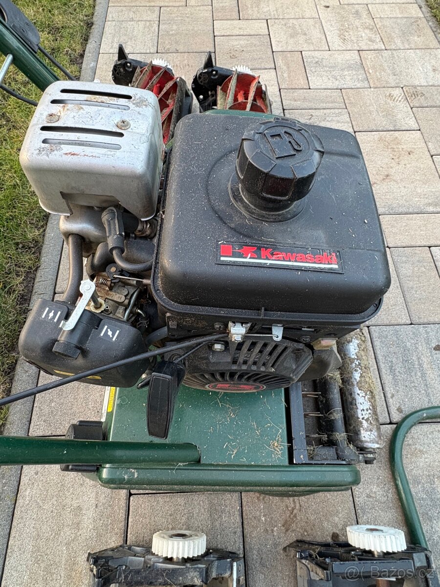 Vřetenová sekačka Balmoral 14SK - 6