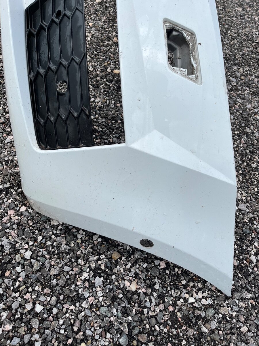 Škoda Octavia 3 RS nárazník - 6