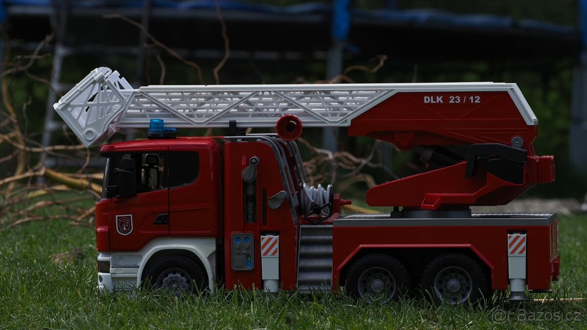 Bruder hasící auto - 6