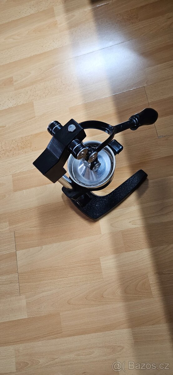 Ruční lisovač granátových jablek a citrusů - 6