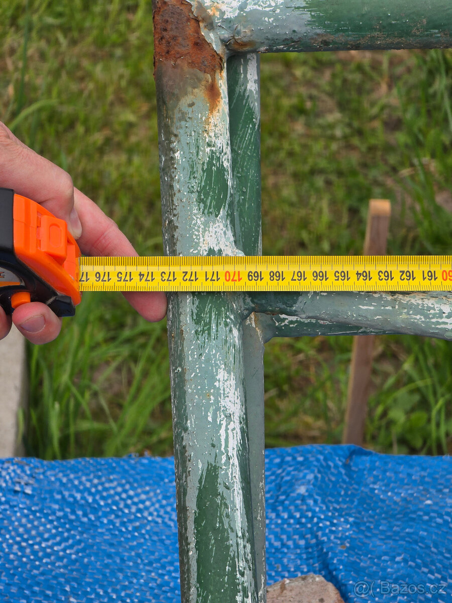 Vrata kovová venkovní - 6