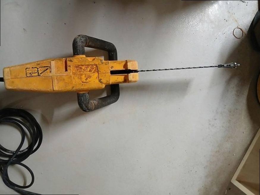 Dewalt Alligator pila DW 390 + náhradní listy - 6