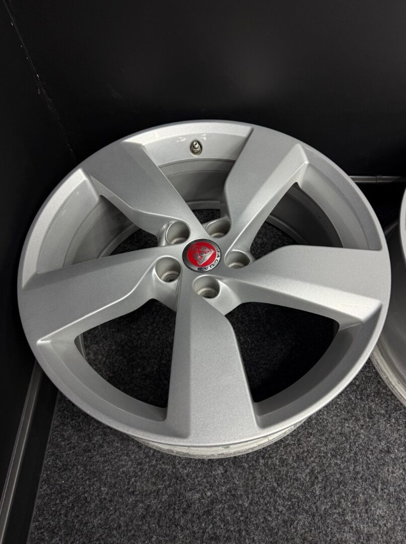 Alu JAGUAR 5x108 19” - 6