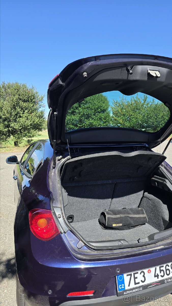 Alfa Romeo Giulietta 2.0 jtd - 6