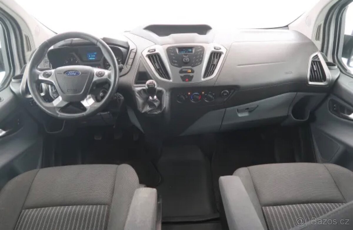 Pronájem minibus 8 míst - 6