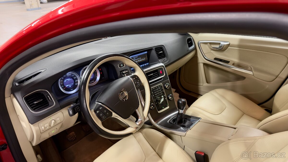 Volvo v60 - 6