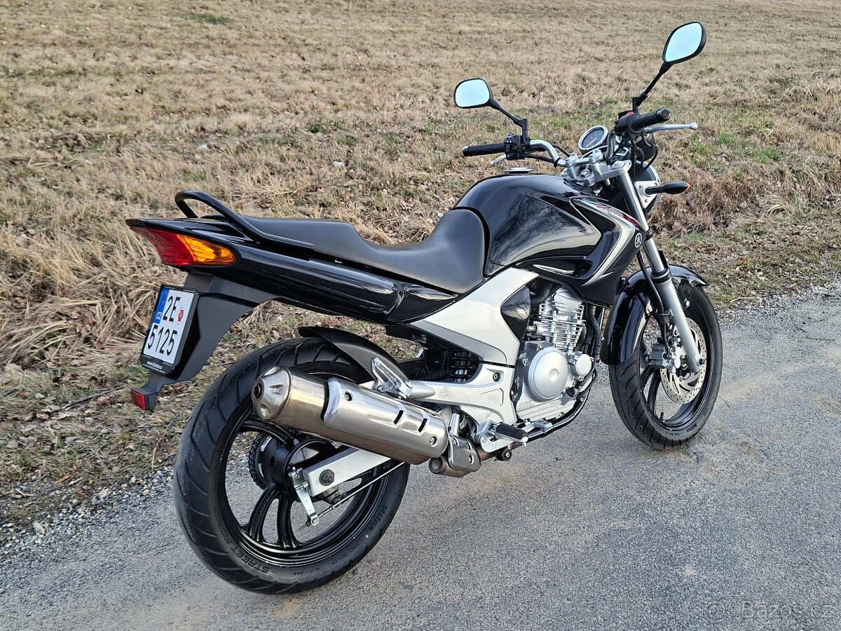 YAMAHA YBR 250 - 6