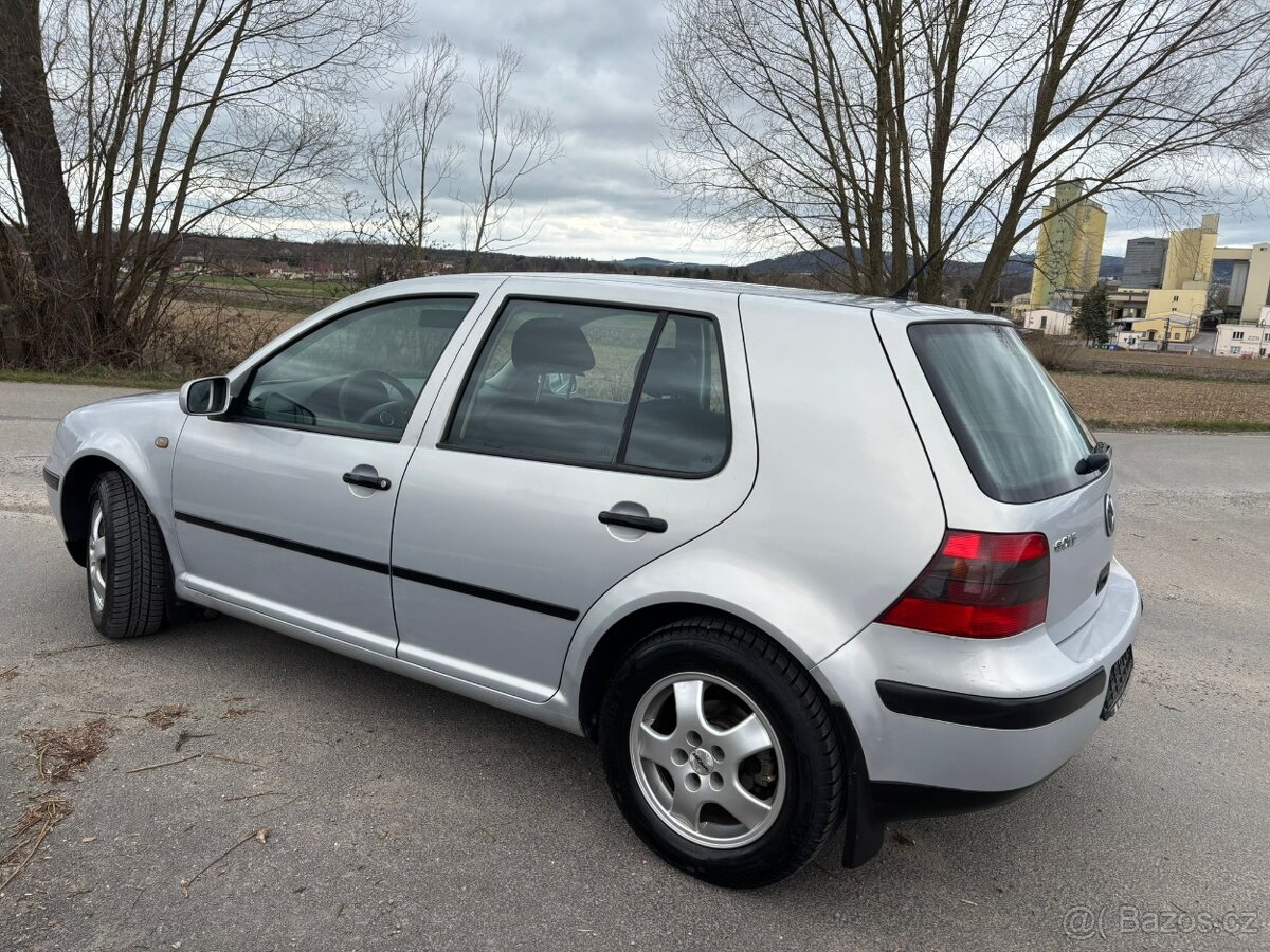 Vw Golf IV 1,4i 55kw - 6