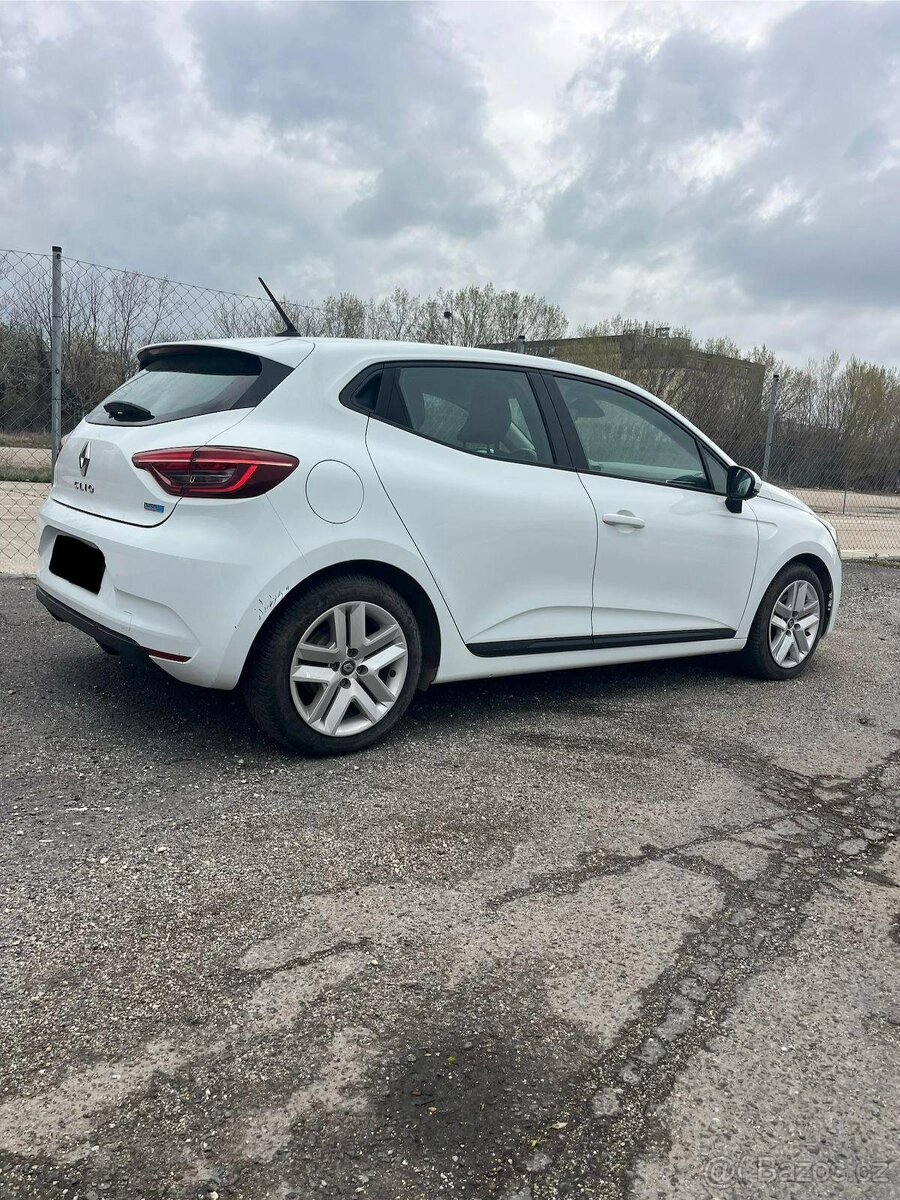 Renault Clio 1.6 E-TECH Hybrid - 6