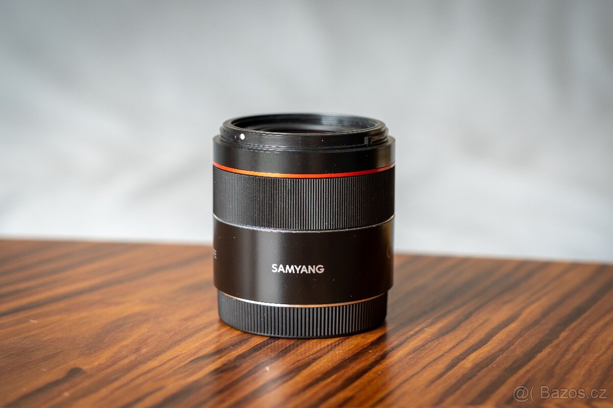 SAMYANG AF 45mm f/1,8 pro Sony E - 6