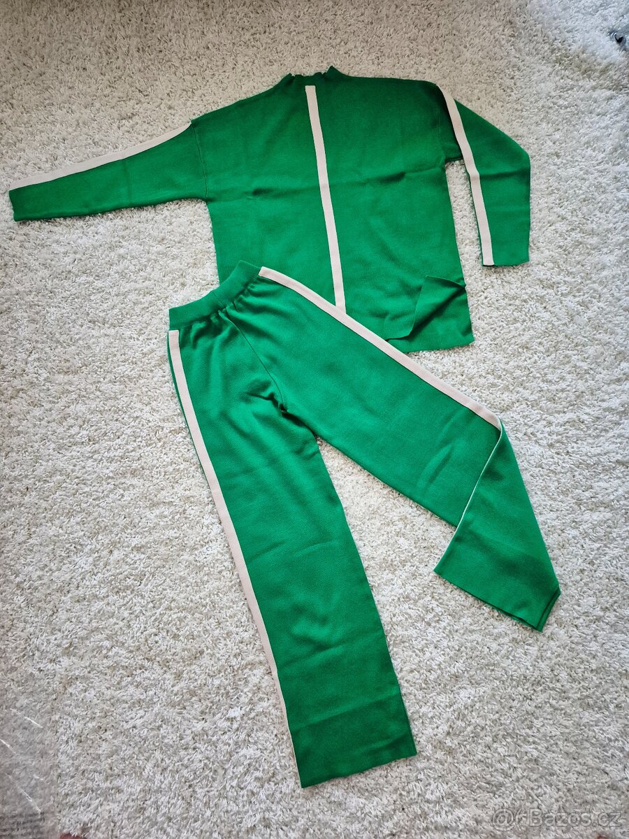 Nový dámský svetr a kalhoty, velikost S. Velikost 36 - 6