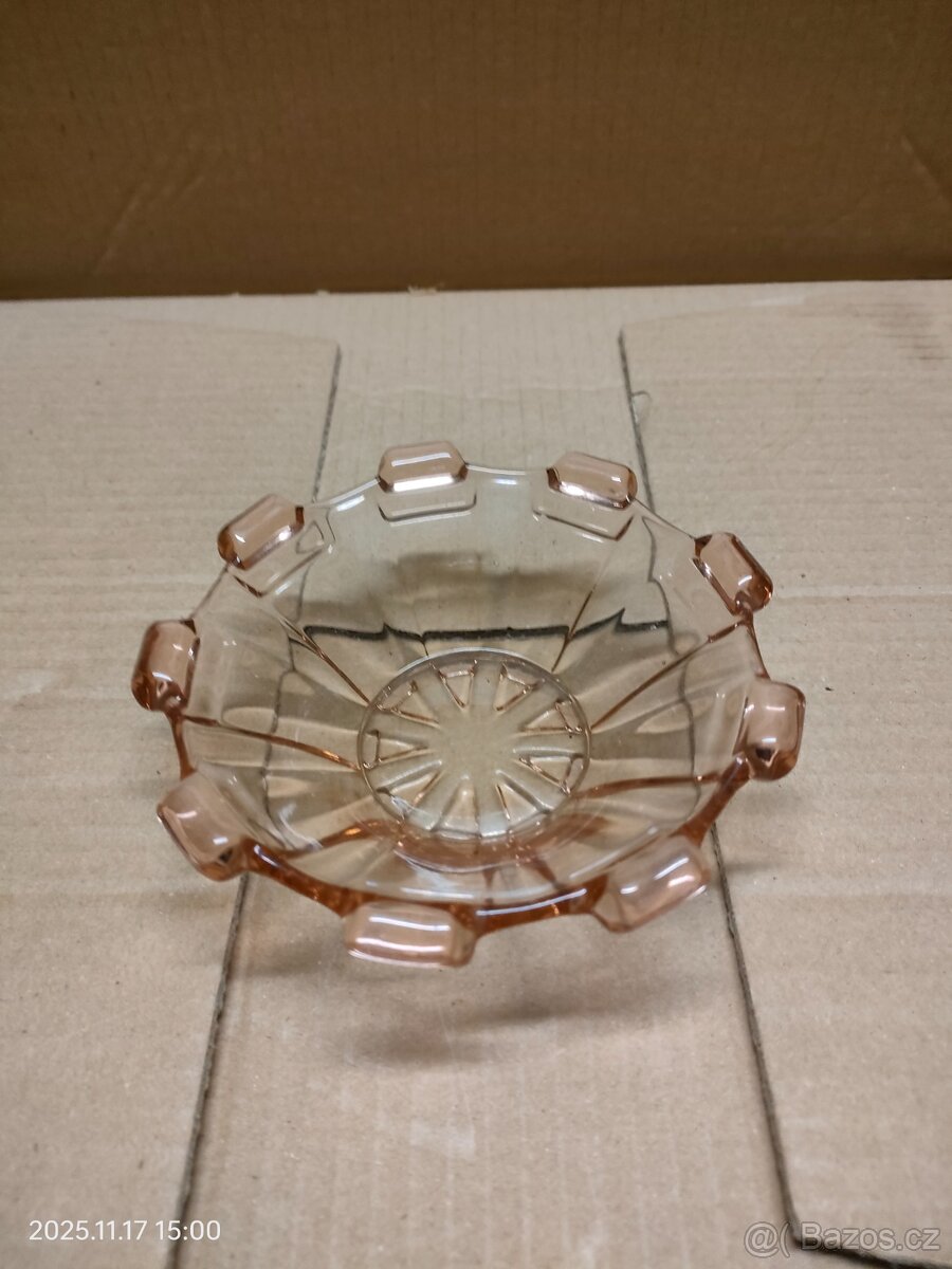Skleněná mísa - 6