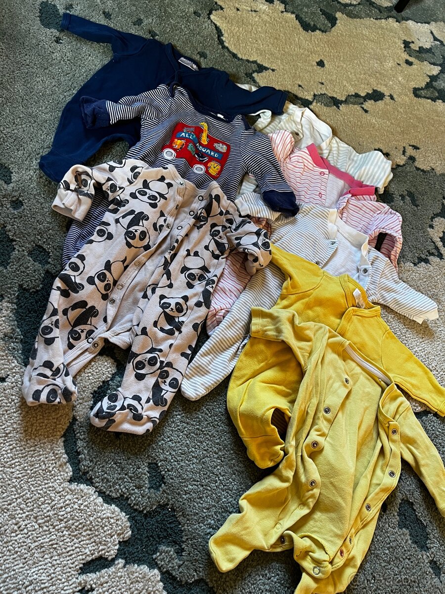 Mix oblečení pro miminko 0-3 měsíce - 6