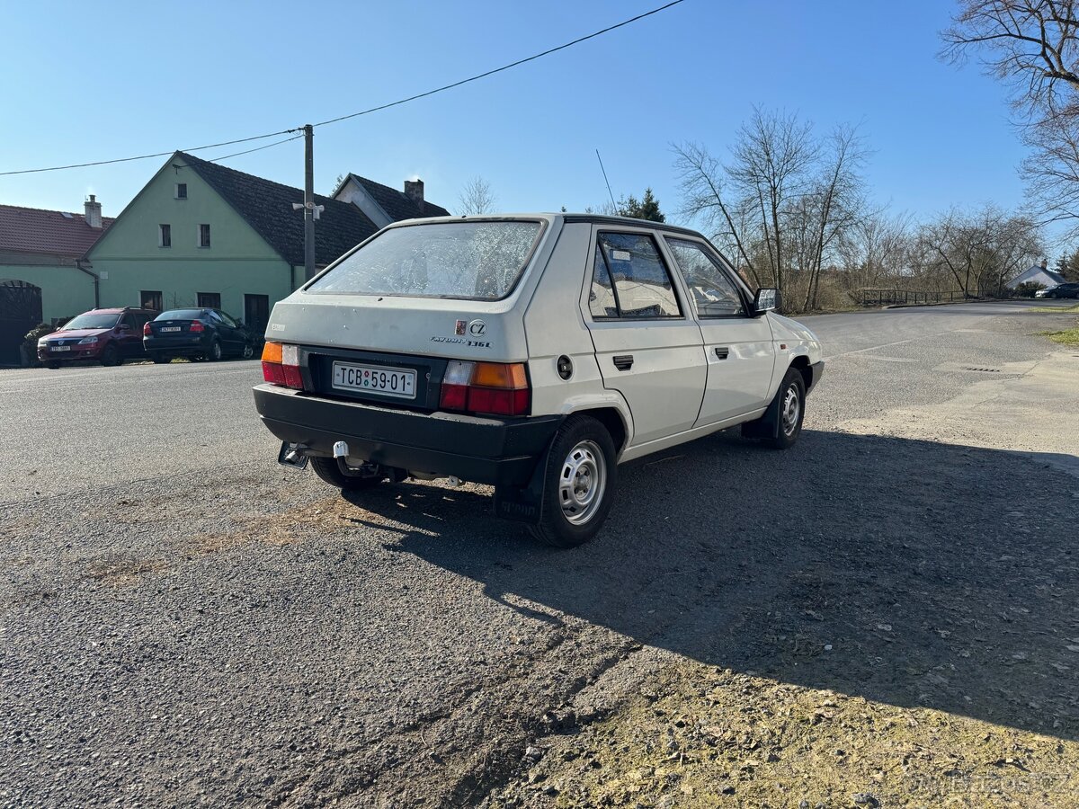 Škoda favorit - 6