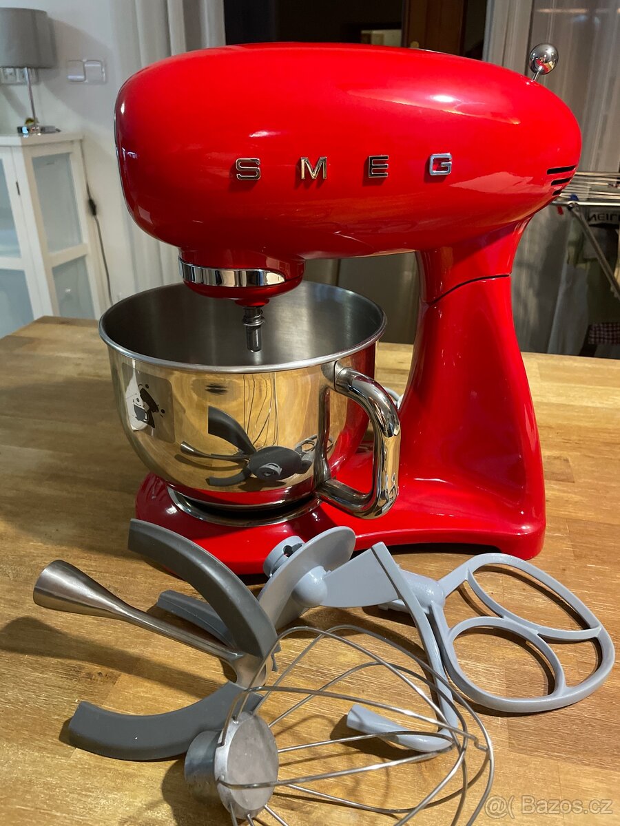 Kuchyňský robot Smeg 50’s Retro Style – červený - 6