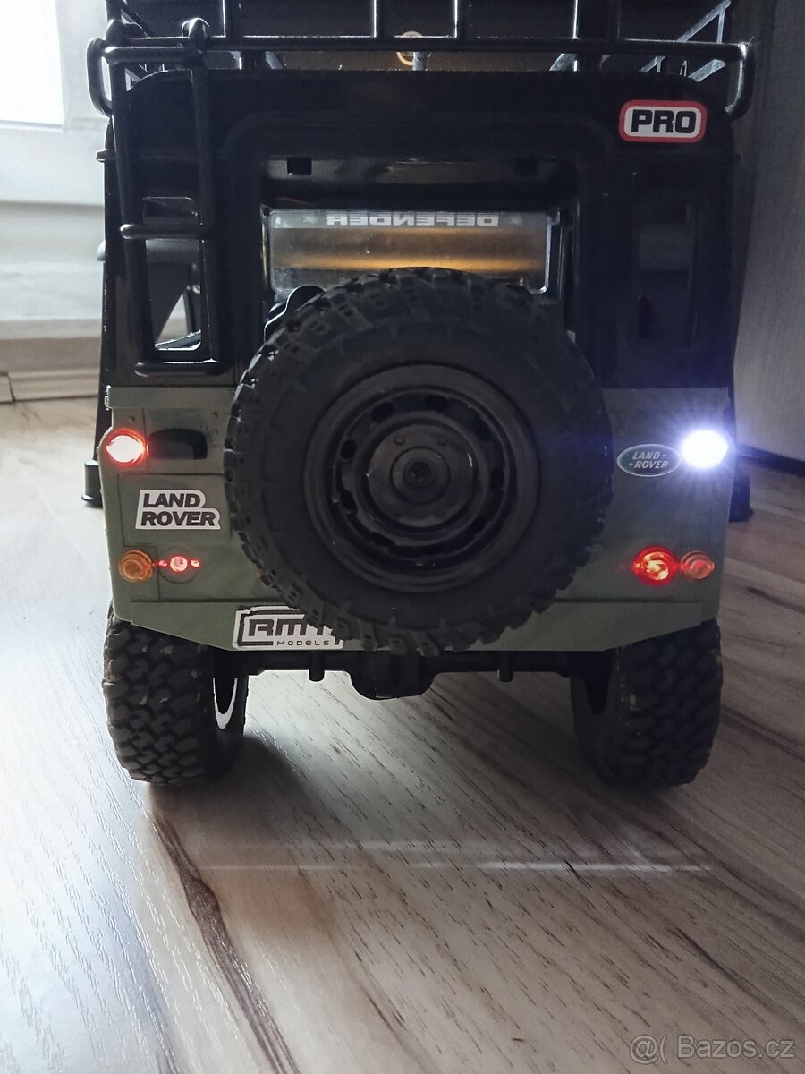 Model RC auto RMT land rover defender T98 v olivové barva - 6