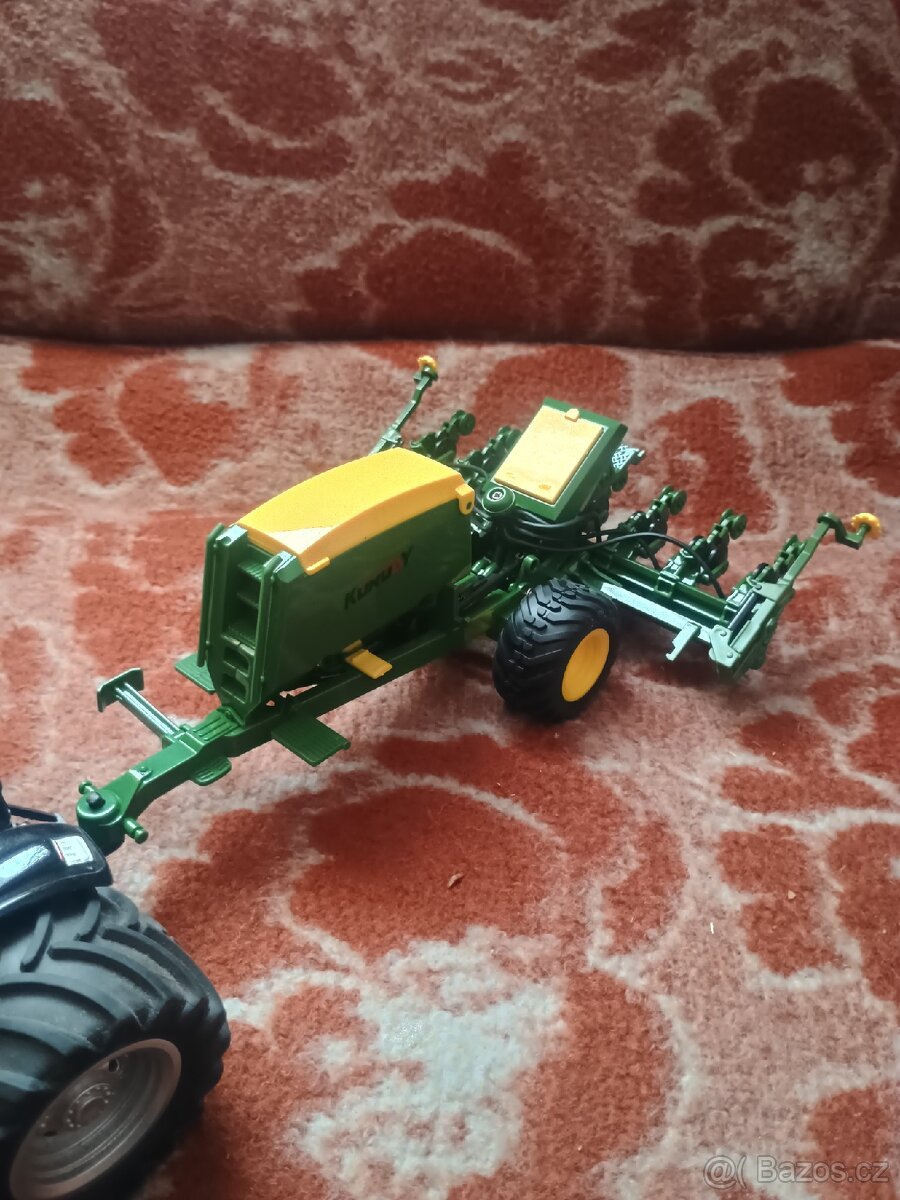 Secí stroj pro RC traktory - 6