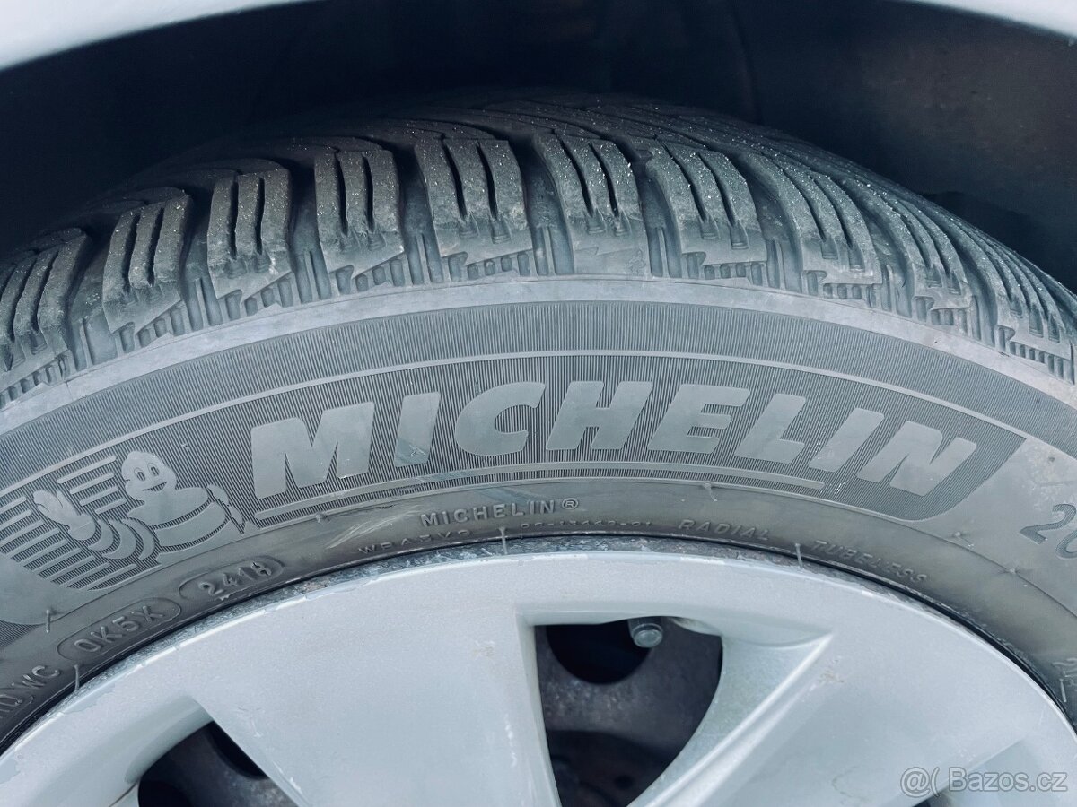 BMW 318D Touring AUTOMAT - serviska, nová STK =SUPER CENA= - 6