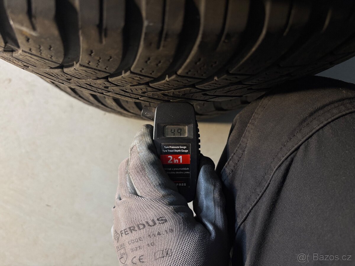 Zimní pneu Bridgestone 205/60R16 - 6