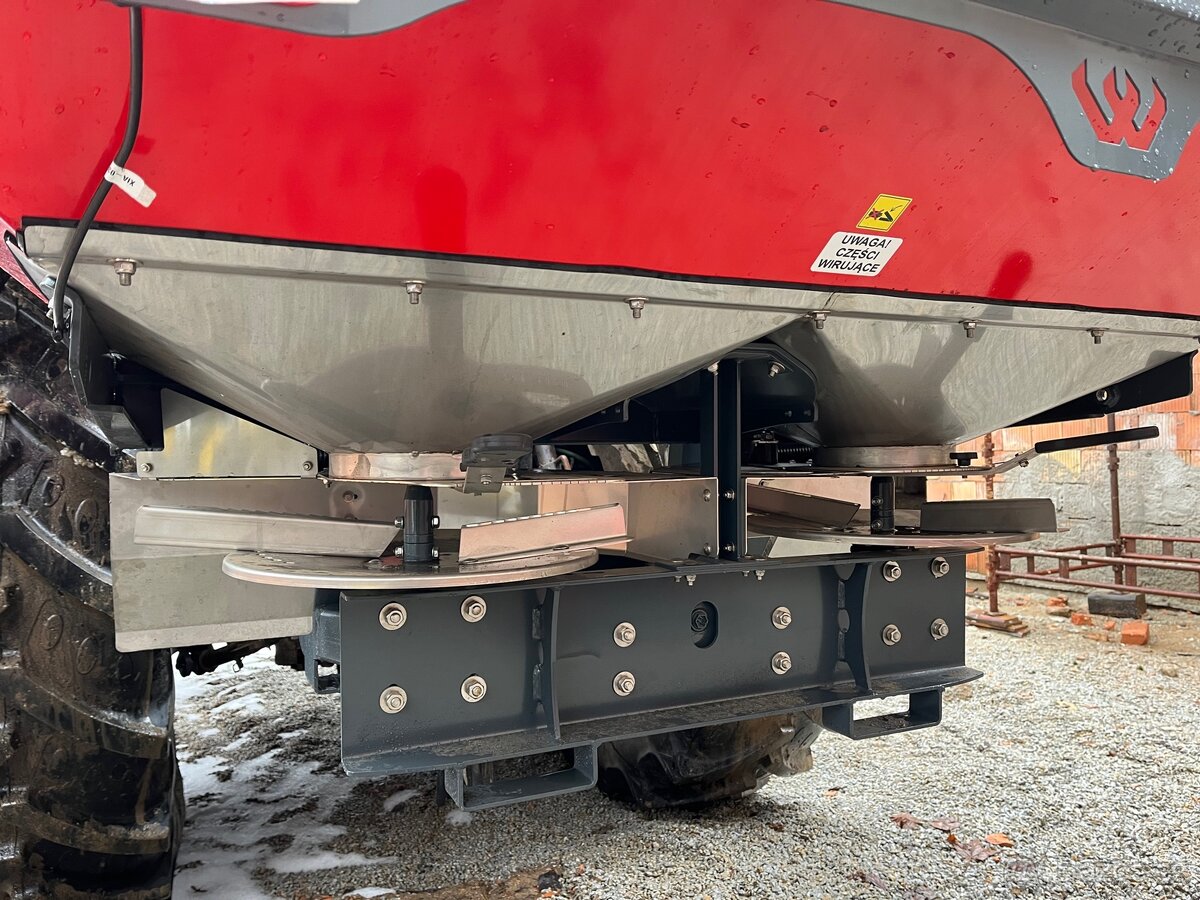 Rozmetadlo hnojiv WOPROL Junior II Plus 800 - 6