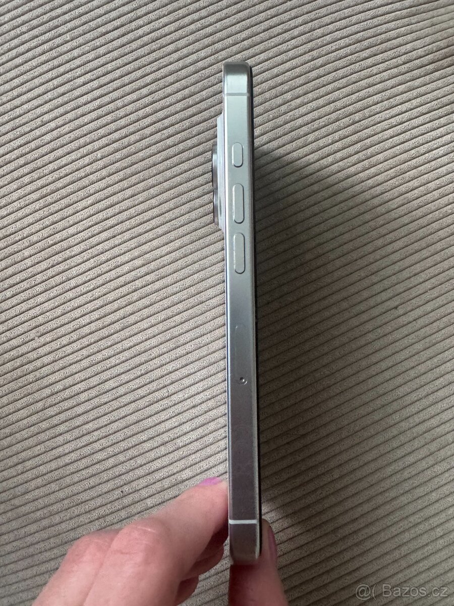 iPhone 16 pro 256 GB - 6