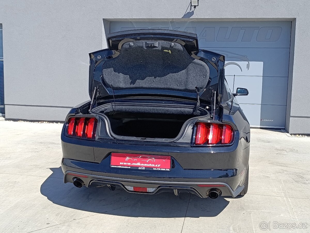 FORD MUSTANG 2.3 ECOBOOST CONVERTIBLE - 6