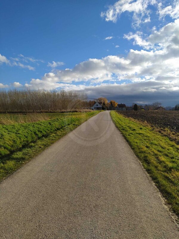 PRODEJ SOUBORU POZEMKŮ, HLUBOKÁ U BOROVAN - 6