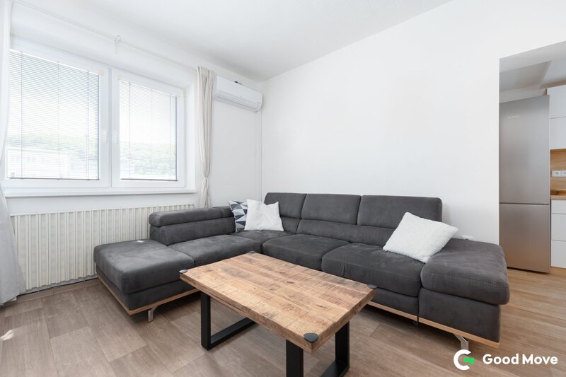 Prodej bytu 3+1 s garáží a zahradou, Zlín - Louky - 6