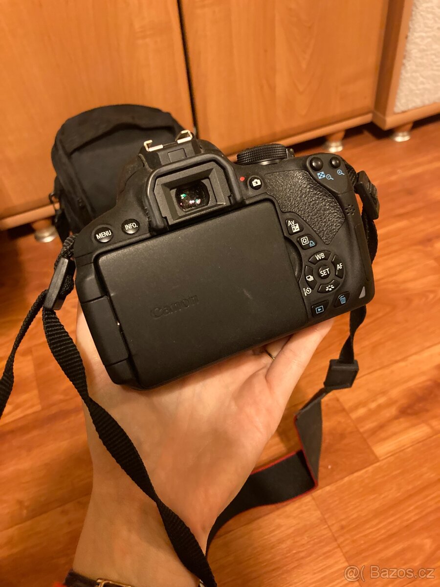 Canon EOS 700 D - 6