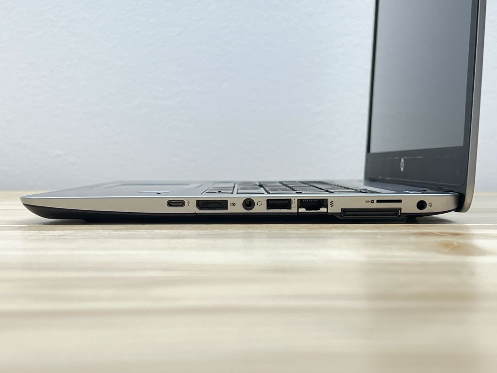 HP EliteBook i5, 8 GB DDR4, SSD 256Gb, WIN11, podsv. klav. - 6