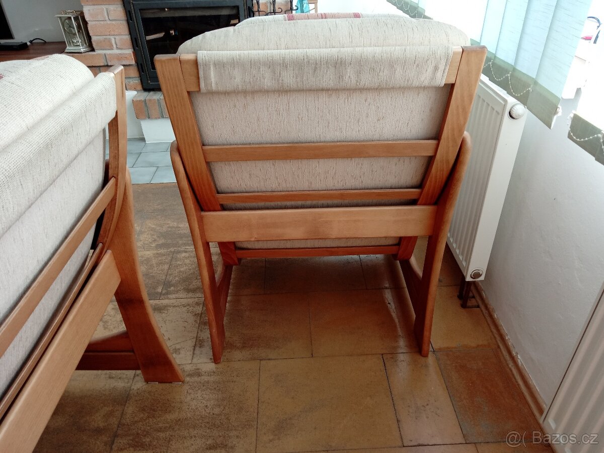 Robustní pohovka a 2 křesla - 6