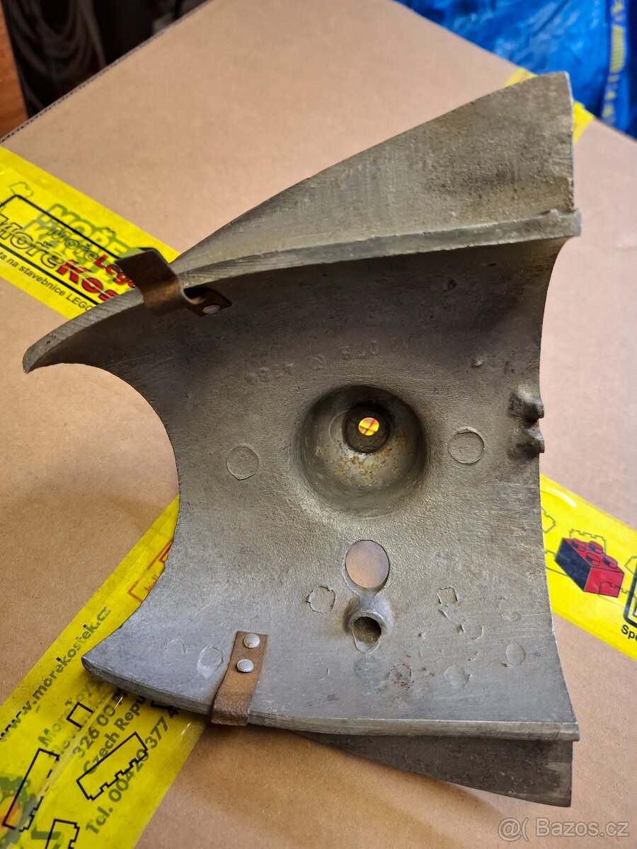 Kryt karburátoru Jawa 350 - 6