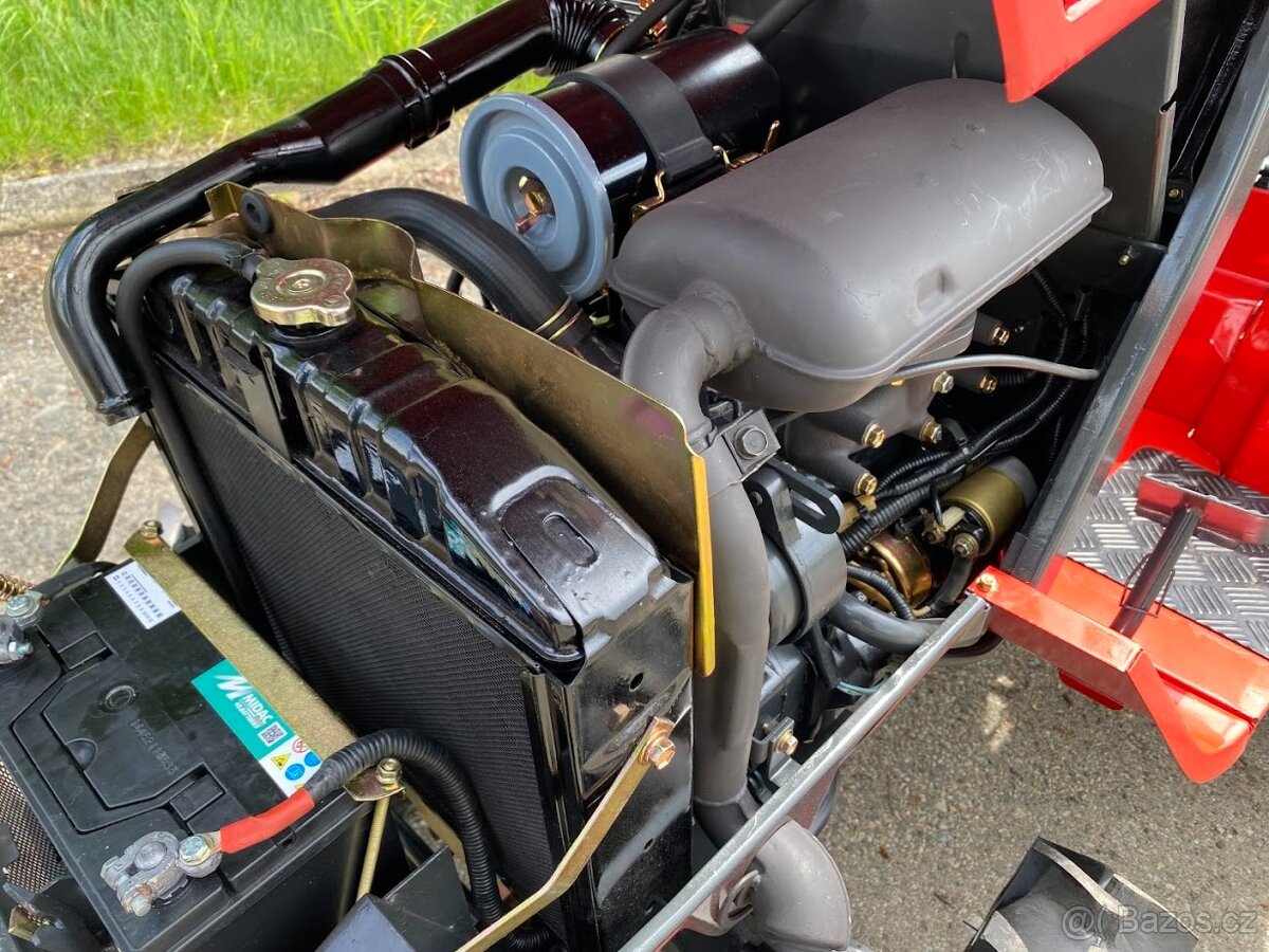 Malotraktor Yanmar KE-4D, profi repas - 6