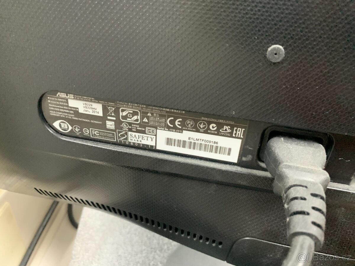 LCD monitor 21 / 22 palců x 6 - 6