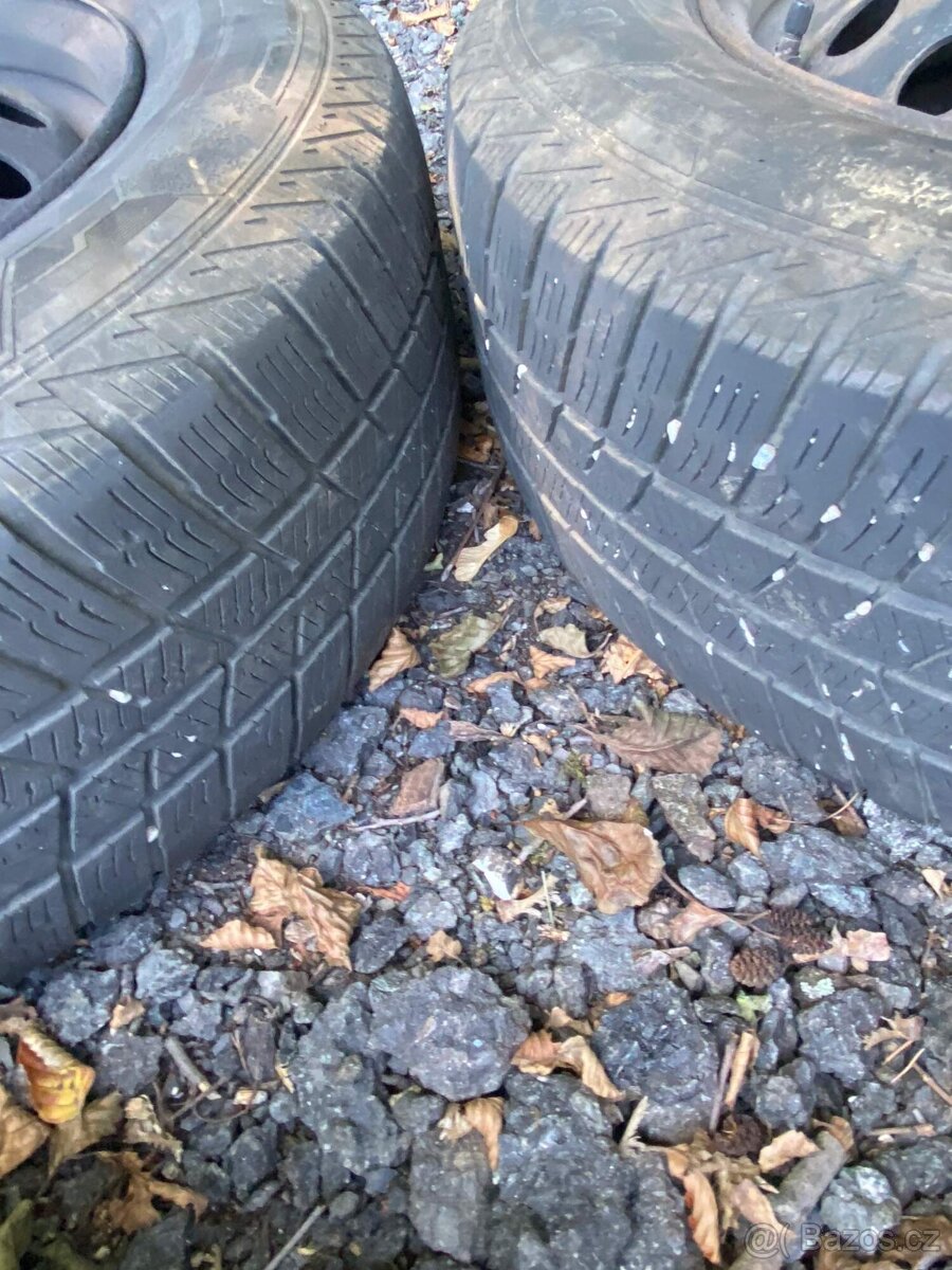 146. sada zimní kola 195/65 r15 5x114,3 Hyundai KIA - 6