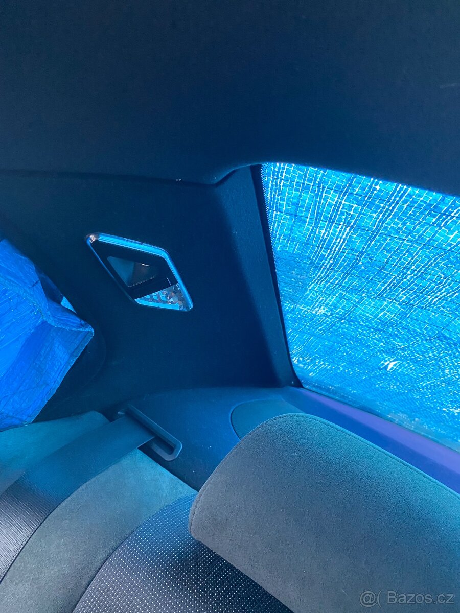 Černá stropnice BMW e46 - 6